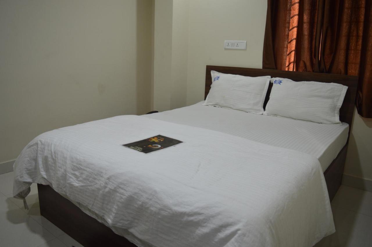รอยัล สตาร์ โฮเต็ล - วิลสันการ์เดน Hotel บังกาลอร์ ภายนอก รูปภาพ