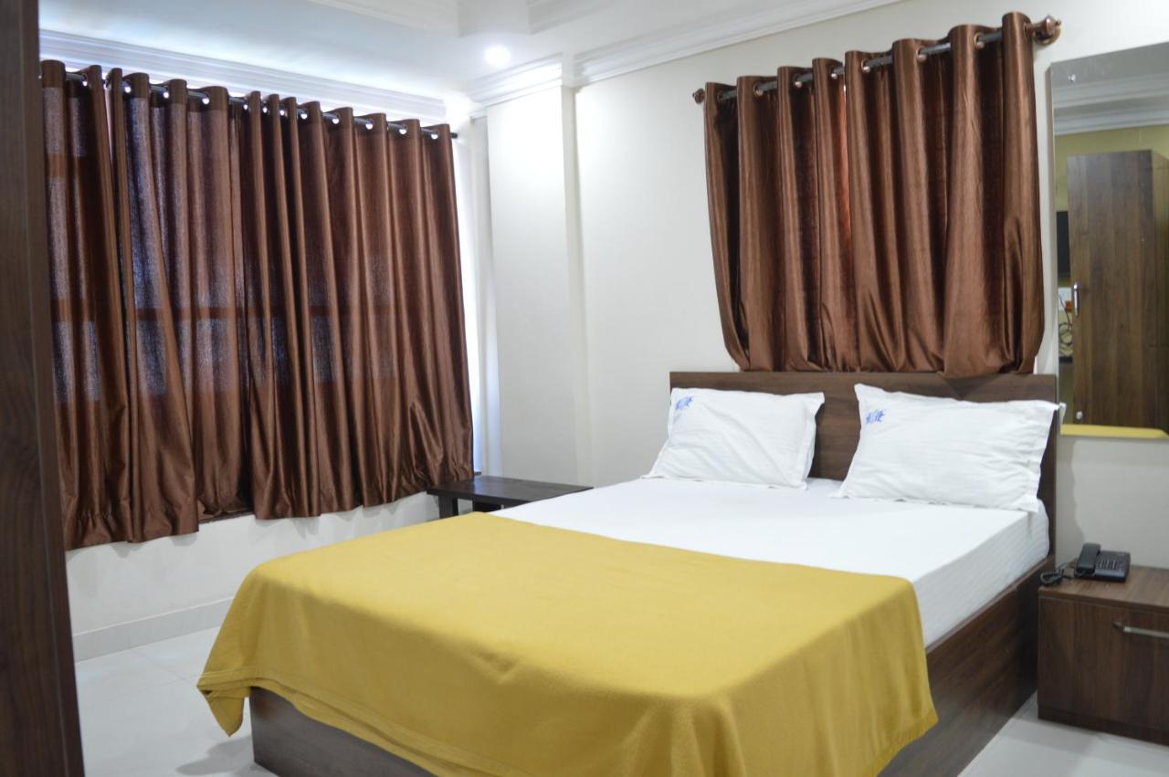 รอยัล สตาร์ โฮเต็ล - วิลสันการ์เดน Hotel บังกาลอร์ ภายนอก รูปภาพ